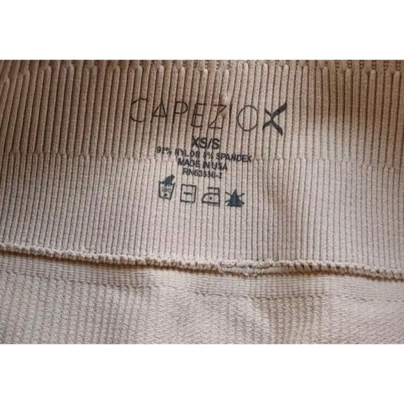 2 Capezio Shorts Seamless Rib Bike Dance Stretch Nylon Spandex Mid Rise XS/S - Picture 13 of 16
